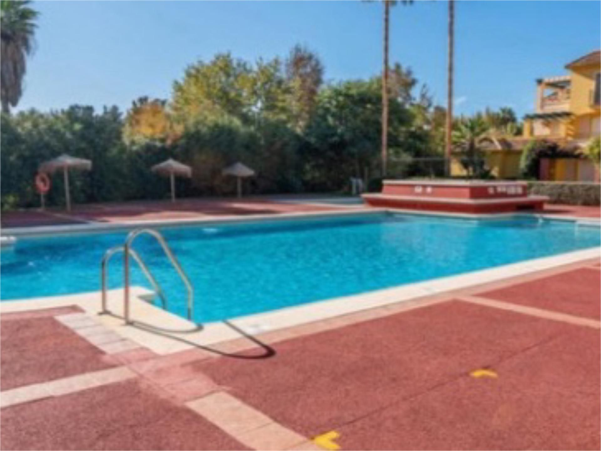 Flat for sale in Calle Golf Norte, 10, Isla Canela Swimming pool of Flat for sale in Ayamonte with Air Conditioner, Terrace and Swimming Pool