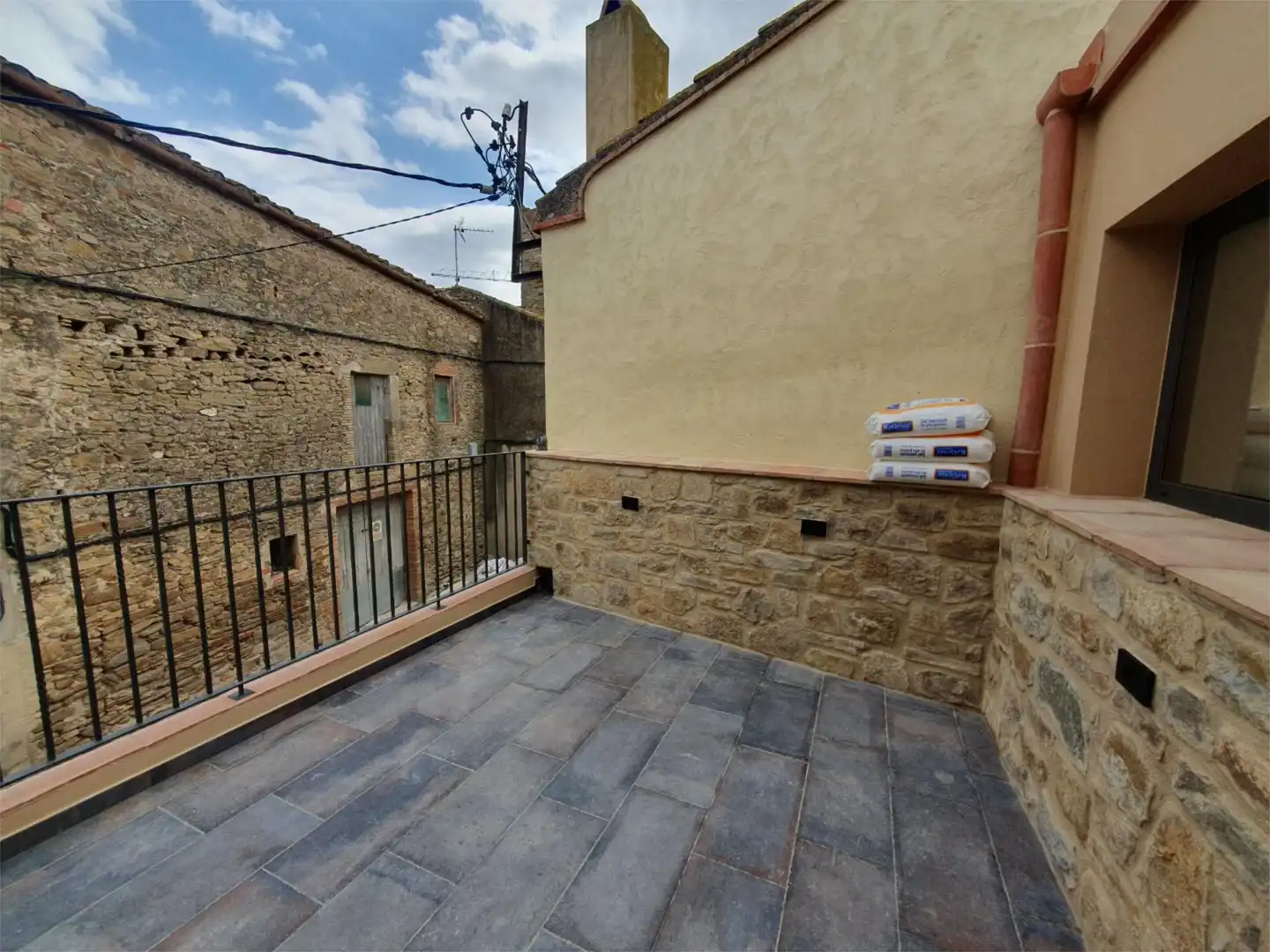 Casa adosada en venta en Carrer Llabià, 2, Gualta Terraza de Casa adosada en venta en Gualta con Aire acondicionado, Calefacción y Terraza