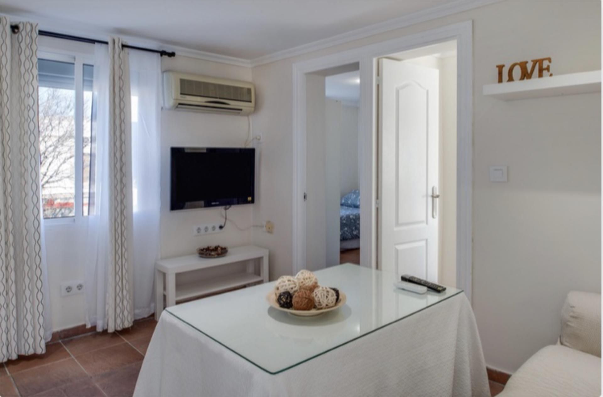 Flat to rent in Plaza de las Bodegas, 3, Plaza de Toros - Ayuntamiento Bedroom of Flat to rent in El Puerto de Santa María  with Air Conditioner, Heating and Furnished