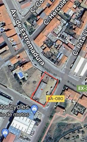 Terreno en Venta en Avenida de Extremadura, 148 en Hornachos