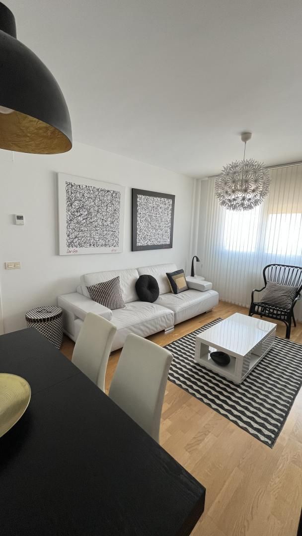 Flat for sale in Arrabal S-7 Fuentecillas Norte, 10, Fuentecillas - S7 - S8 Living room of Flat for sale in Burgos Capital