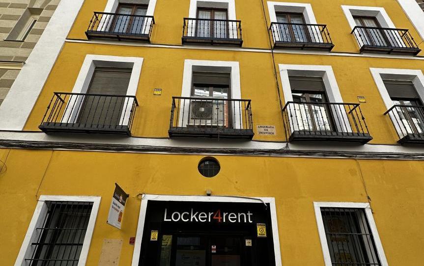 Box room to rent in Calle de Moratín, 6, Cortes - Huertas, Madrid - image 1 Photo 1 of Box room to rent in Calle de Moratín, 6, Cortes - Huertas, Madrid