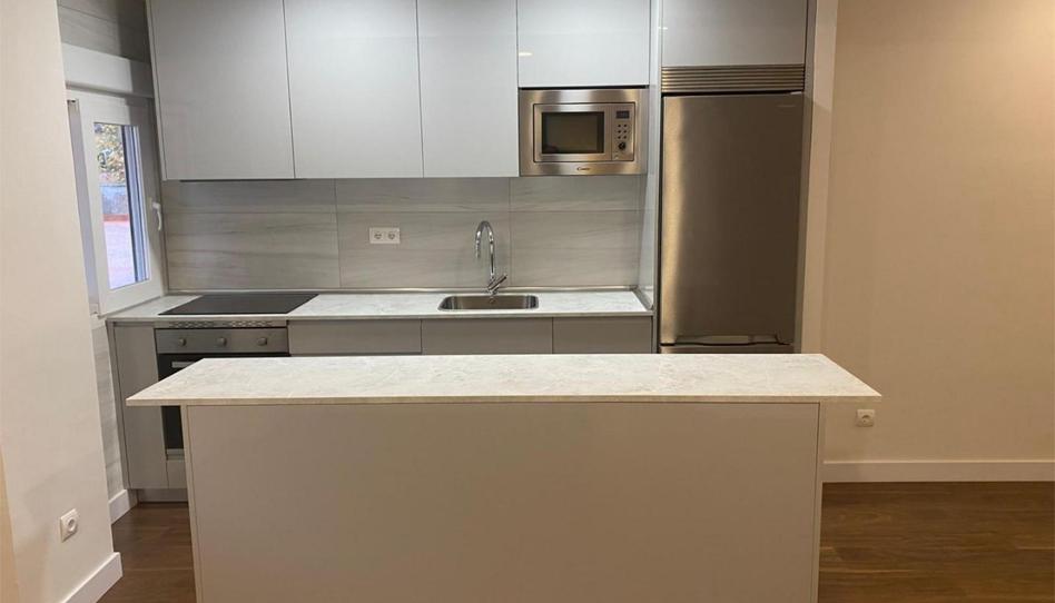 Pis en venda a Avenida de Alberto de Alcocer, 34, Hispanoamérica - Bernabéu, Madrid - imatge 1 Foto 1 de Pis en venda a Avenida de Alberto de Alcocer, 34, Hispanoamérica - Bernabéu, Madrid