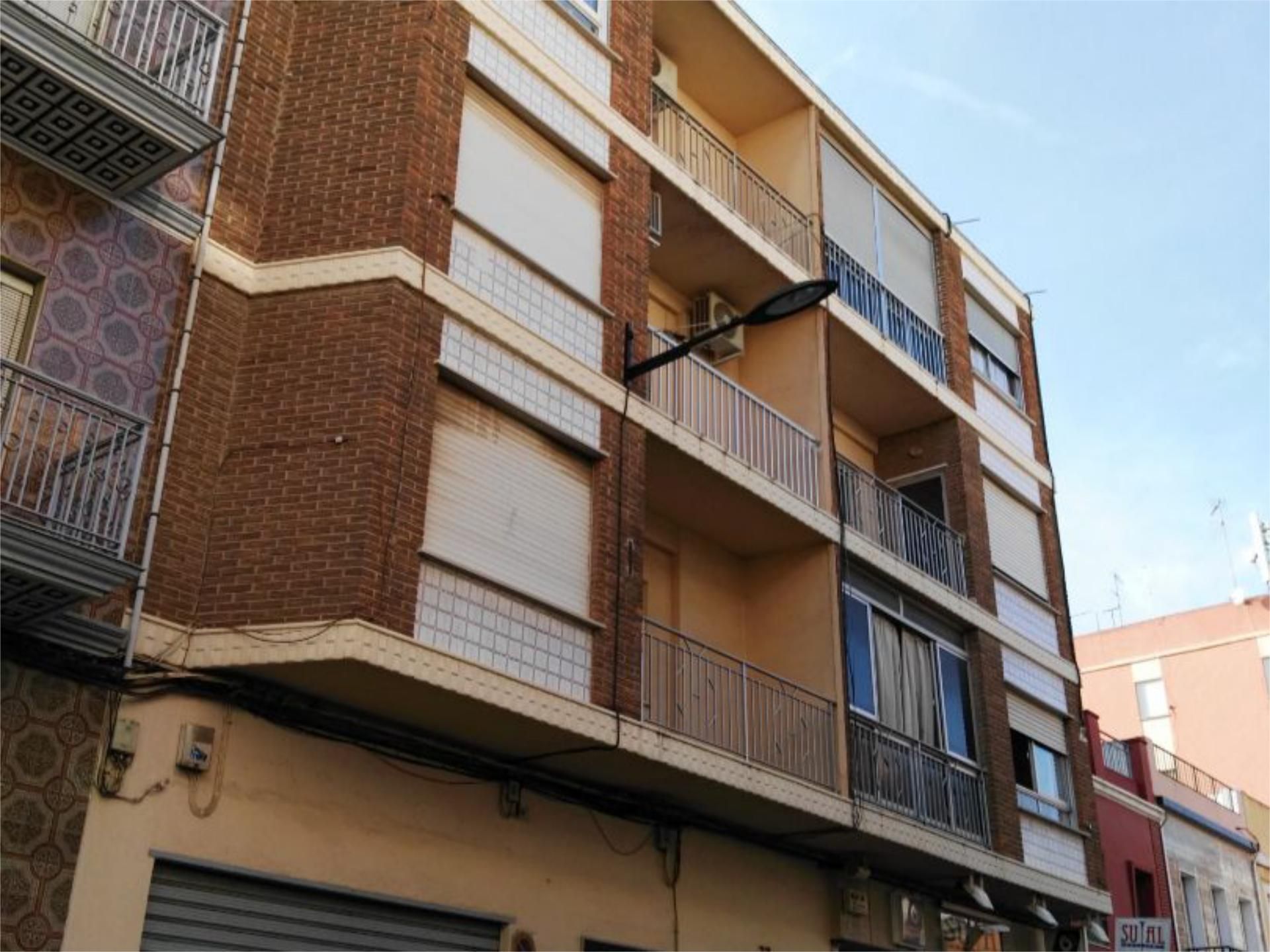 Vista exterior de Pis de lloguer en Alzira amb Balcó
