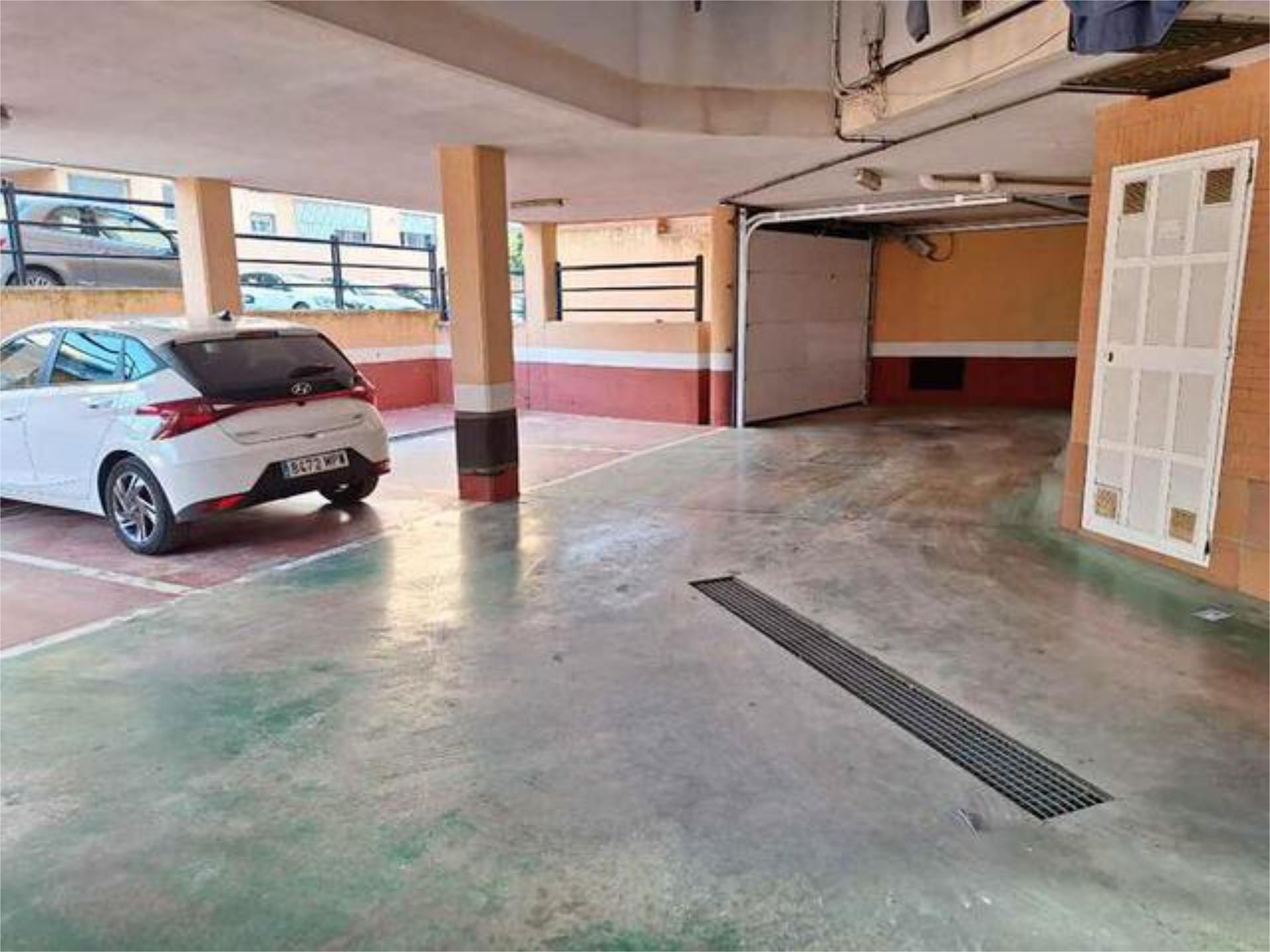 Aparcament de Garatge de lloguer en  Huelva Capital