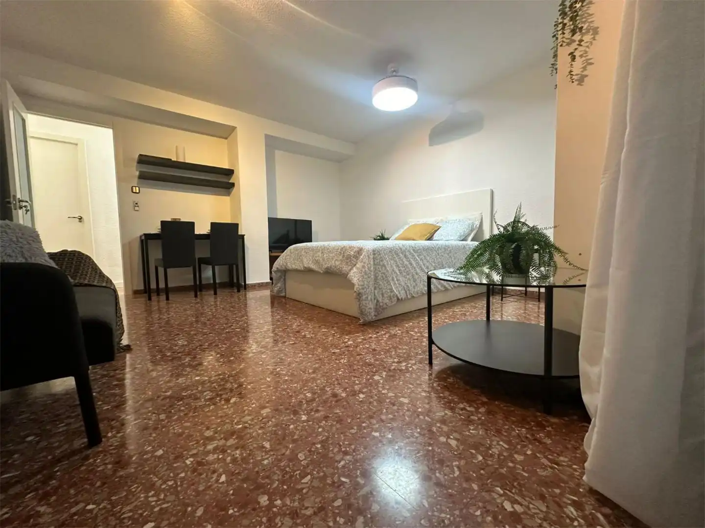 Habitación de Piso para compartir en Valencia con Aire acondicionado, Calefacción y Terraza