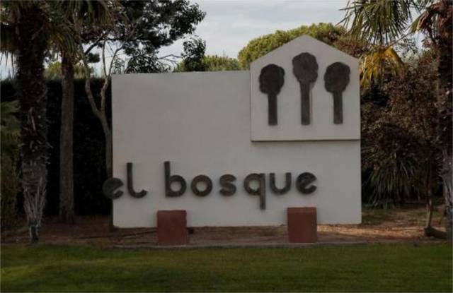 Local comercial en Alquiler en El Bosque