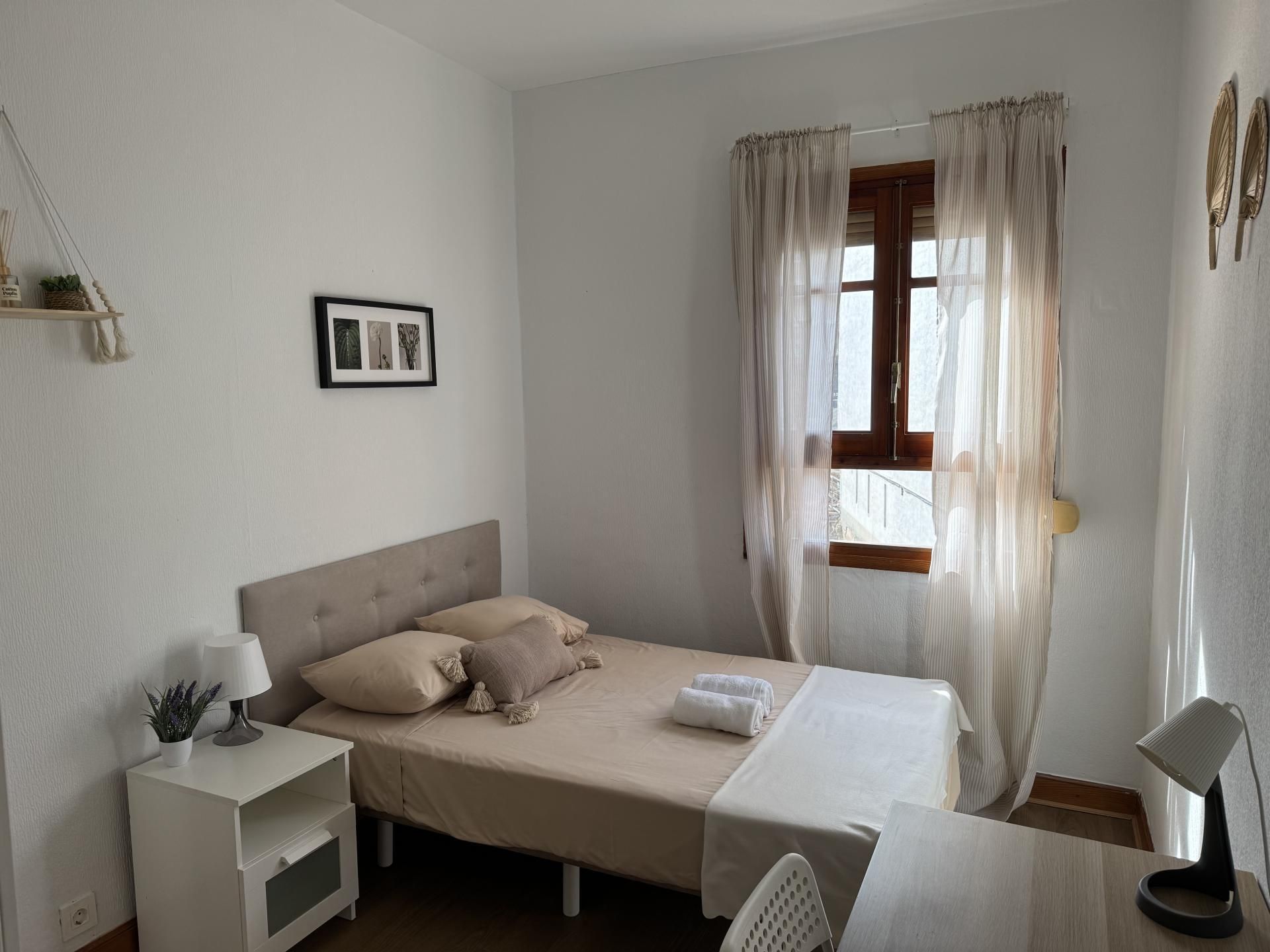 Pis per a compartir a San Juan de Dios Etxetaldea, 19, Larrea - San Juan de Dios - Peñota Dormitori de Pis per a compartir en Santurtzi amb Calefacció, Parquet i Moblat