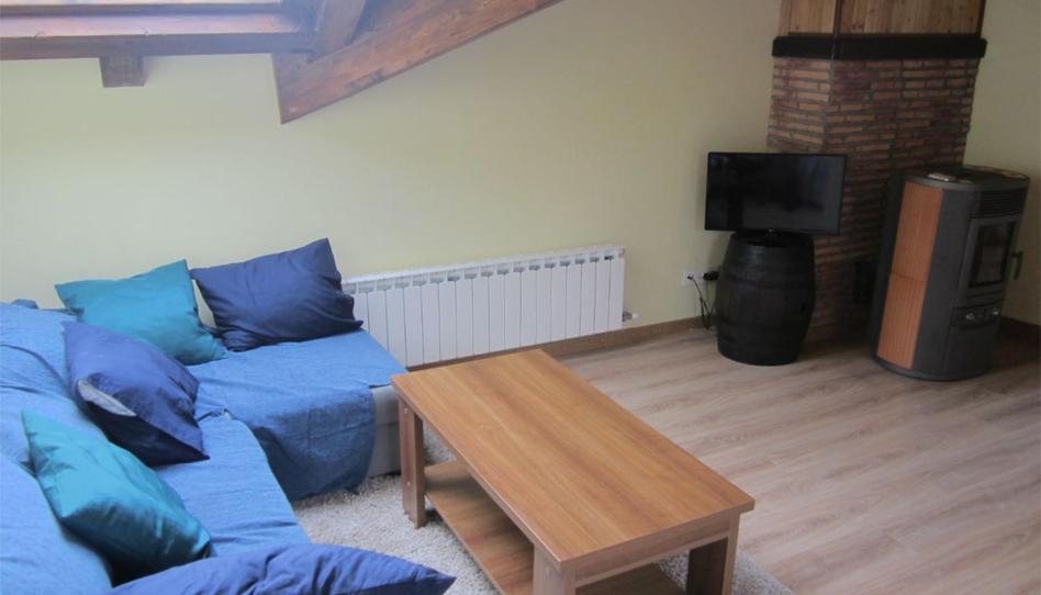 Apartament de lloguer a Calle Cimadevilla, 1a, Puebla de Lillo, León - imatge 1 Foto 1 de Apartament de lloguer a Calle Cimadevilla, 1a, Puebla de Lillo, León