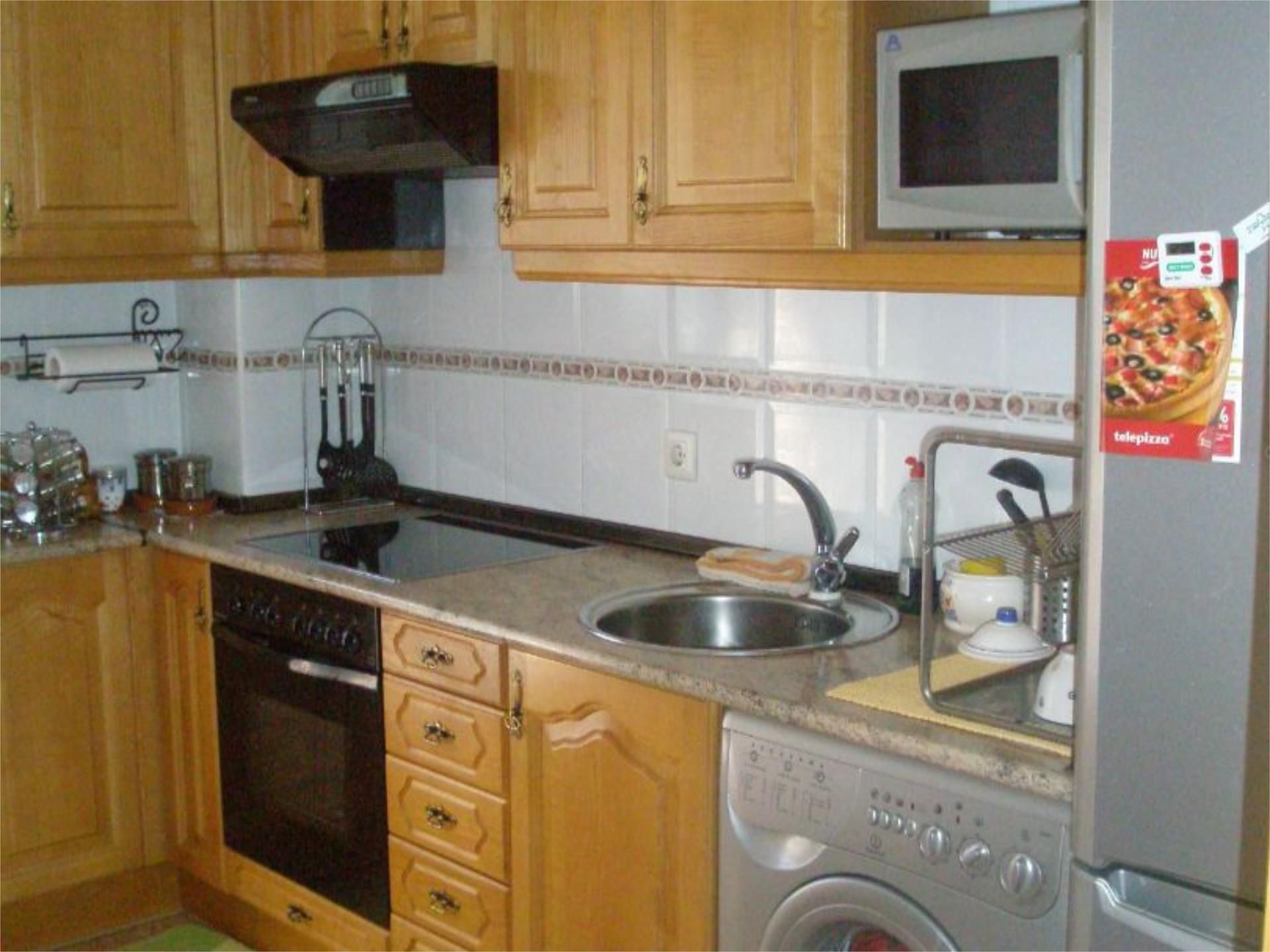 Dúplex en venda a Calle Los Olmos, 16, Azuqueca de Henares Cuina de Dúplex en venda en Azuqueca de Henares amb Aire condicionat i Balcó