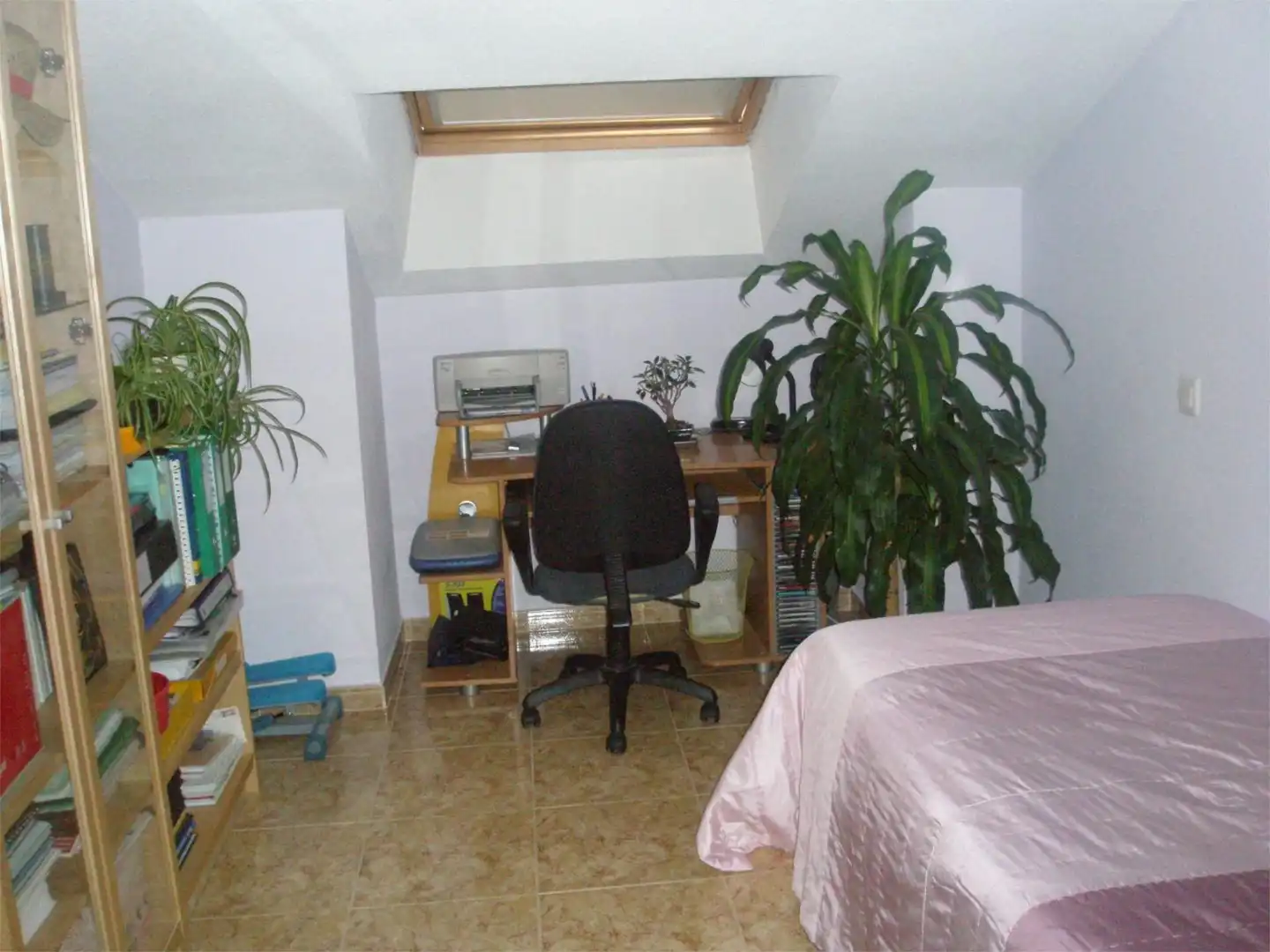 Maisonette zum Verkauf in Calle Los Olmos, 16, Bulevar - Plaza Castilla Schlafzimmer von Maisonette zum Verkauf in Azuqueca de Henares mit Klimaanlage und Balkon