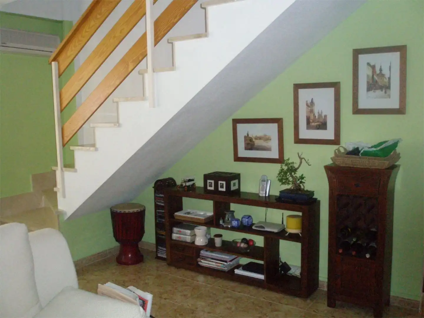 Maisonette zum Verkauf in Calle Los Olmos, 16, Bulevar - Plaza Castilla Wohnzimmer von Maisonette zum Verkauf in Azuqueca de Henares mit Klimaanlage und Balkon