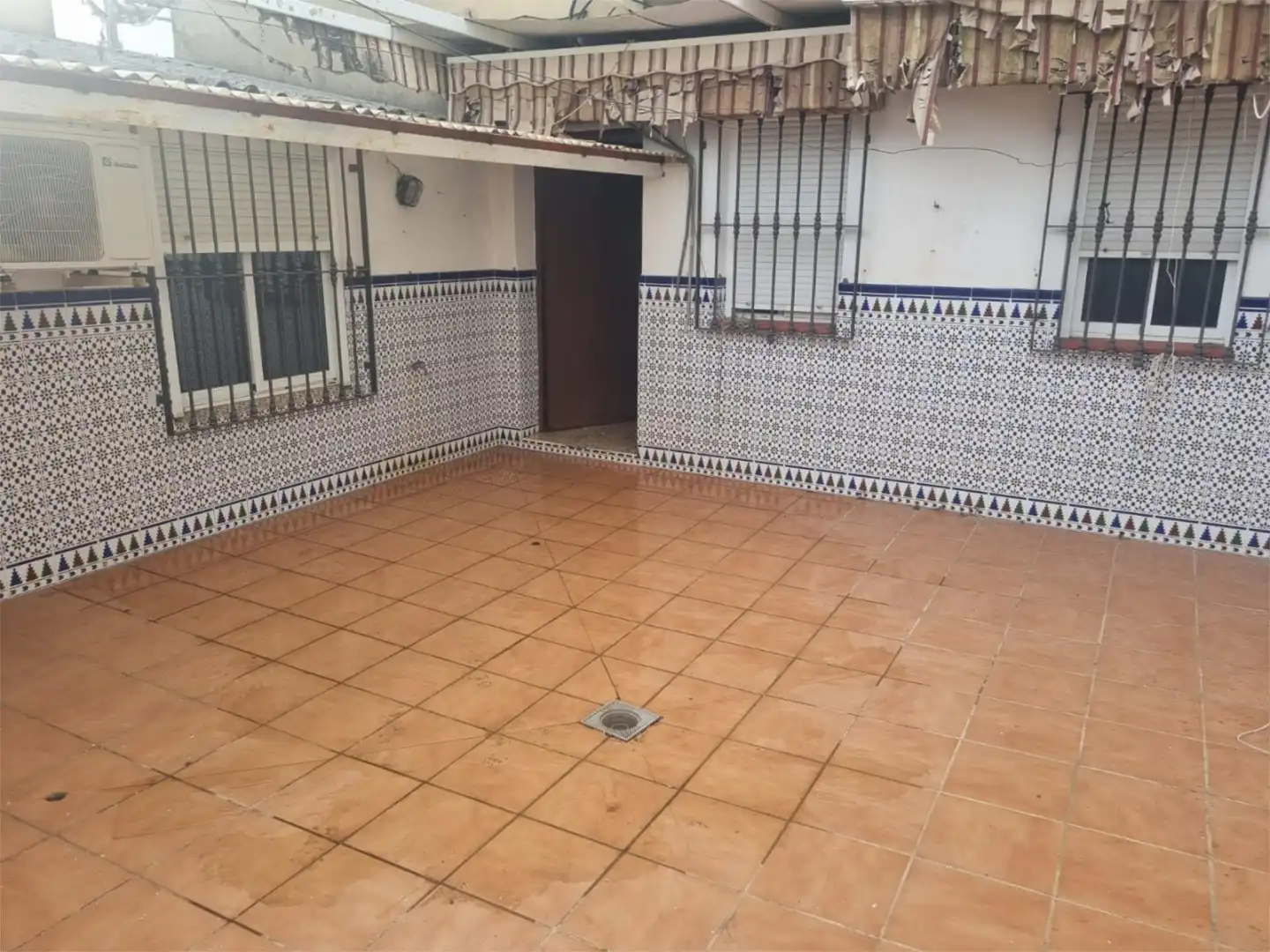 Vista exterior de Casa adosada en venda en Berrocal amb Aire condicionat