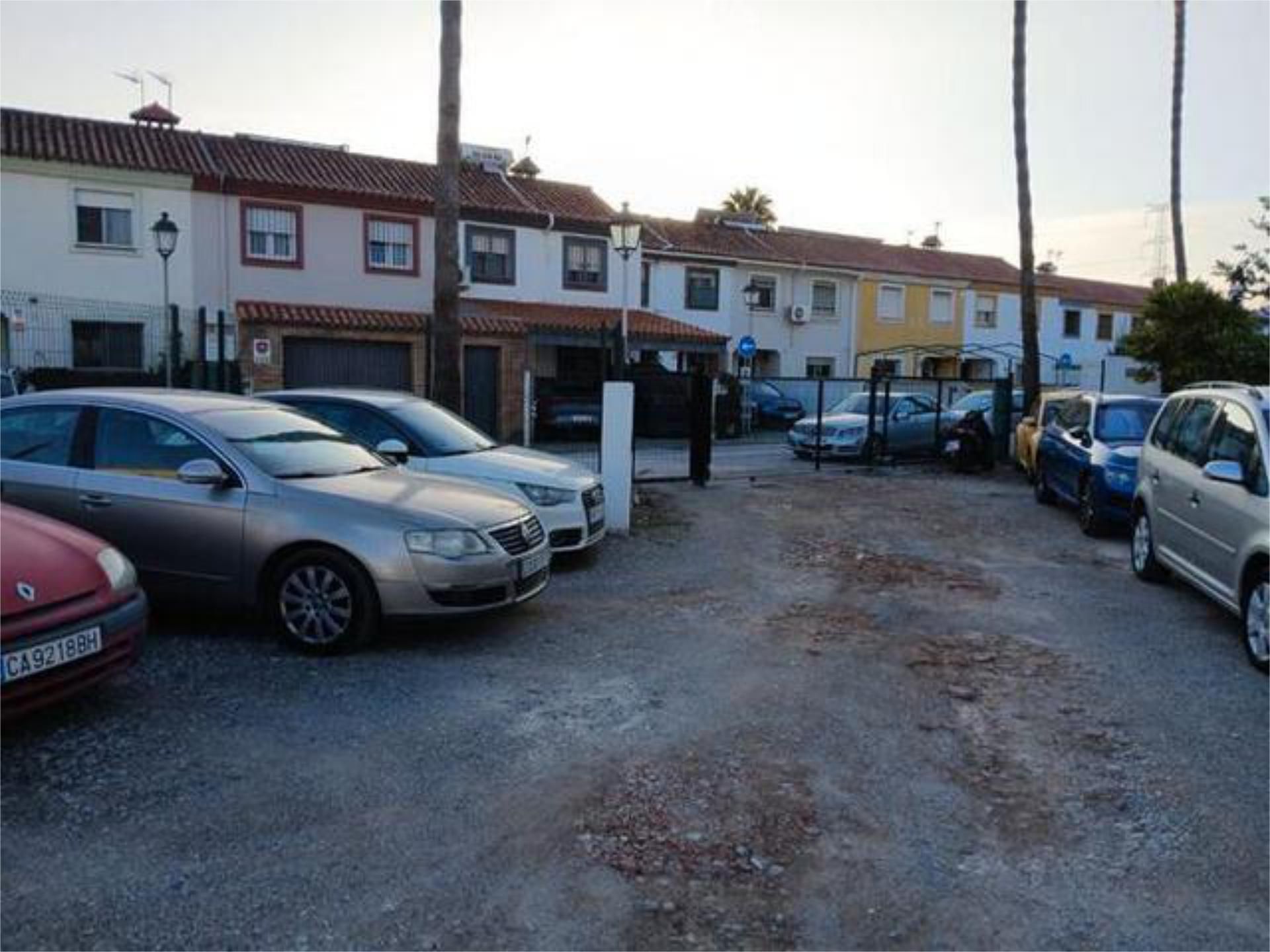 Apartament en venda a Los Barrios Aparcament de Apartament en venda en Los Barrios amb Jardí privat, Traster i Piscina