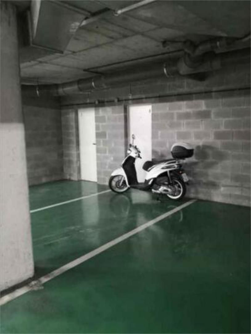 Aparcament de Garatge de lloguer en Esplugues de Llobregat