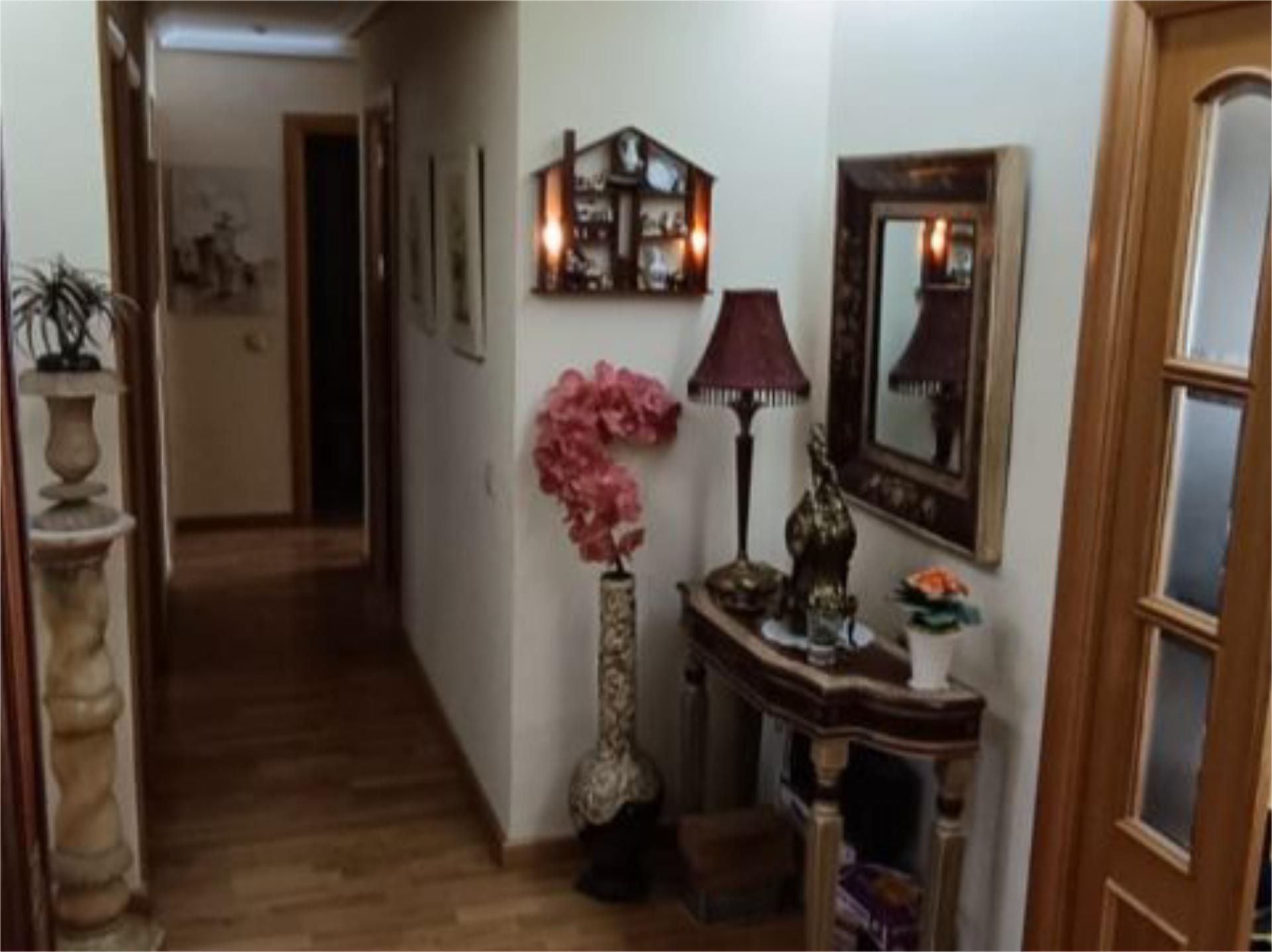 Piso en venta en  Albacete Capital