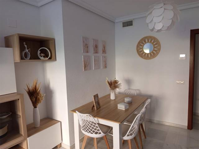 Piso en Alquiler en Carretera de la Azucarera Intelhorce, 1 en La Luz - El Torcal