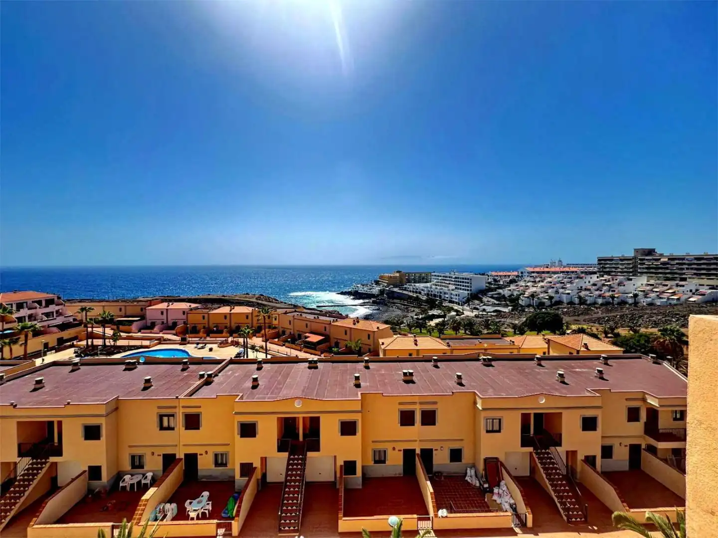 Maisonette zum Verkauf in Calle la Tosca, 5, Callao Salvaje - Playa Paraíso Außenansicht von Maisonette zum Verkauf in Adeje mit Terrasse, Schwimmbad und Möbliert