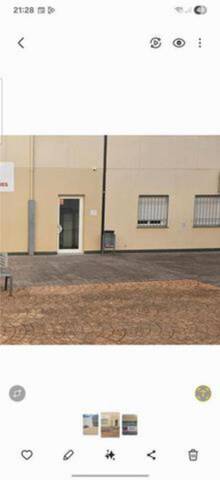 Local comercial en Alquiler en Los Pinos - El Pilar