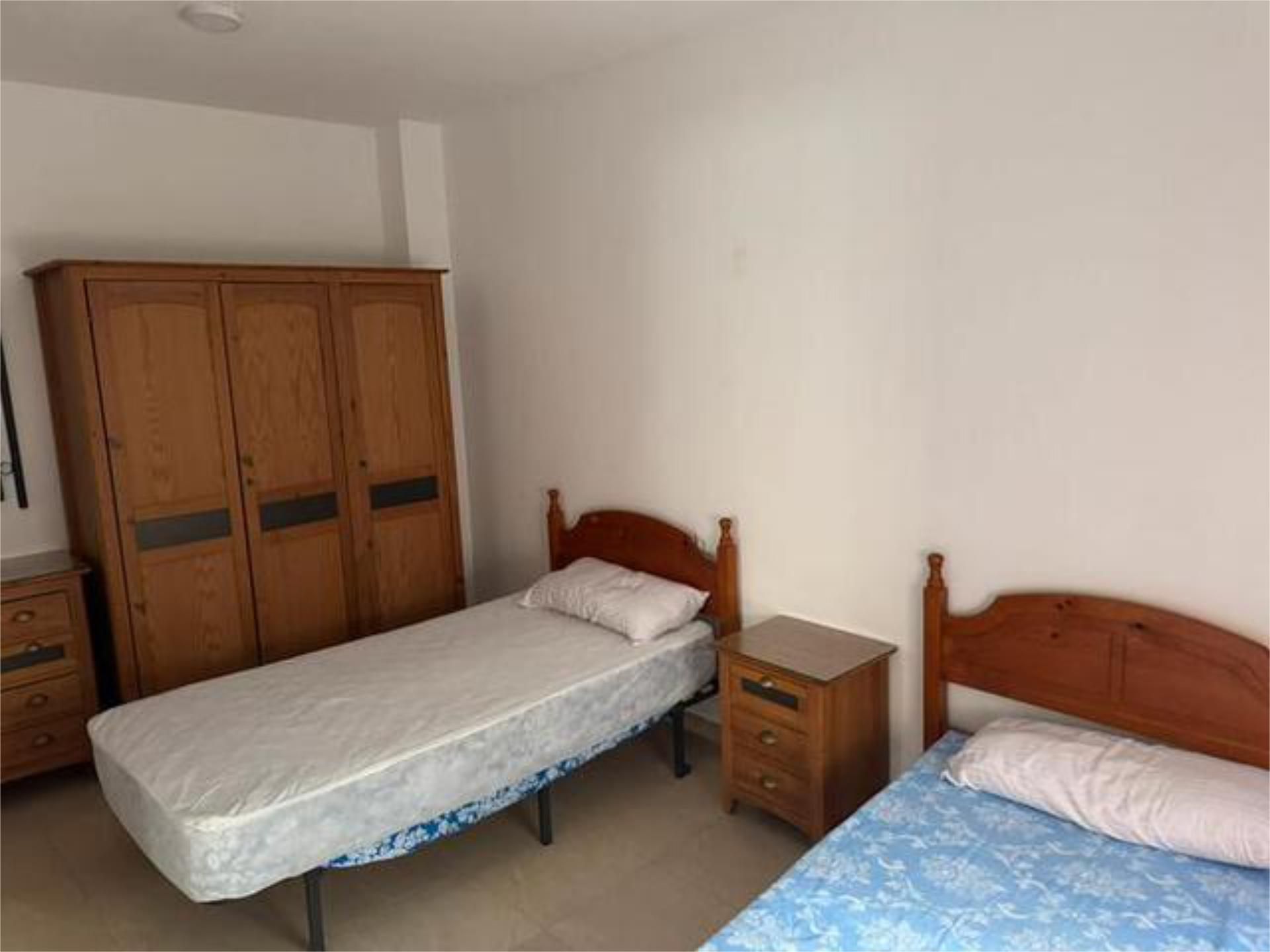 Flat to rent in Roquetas Pueblo