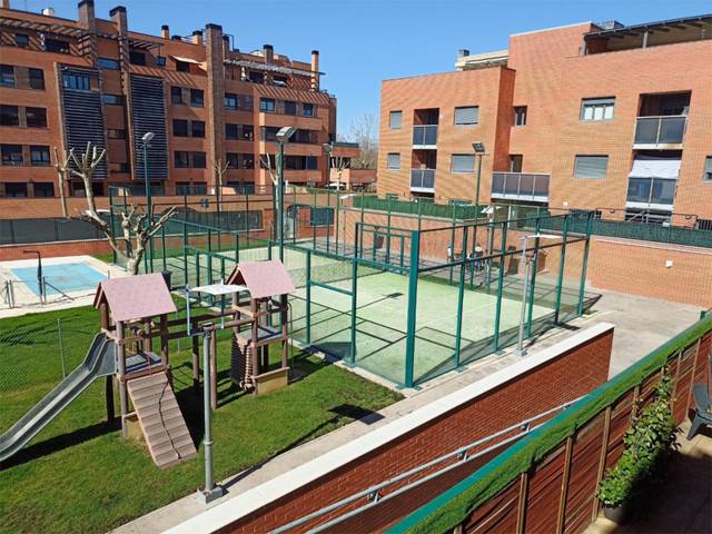 Piso en Venta en Calle Sabina, 2 en Yebes - Valdeluz