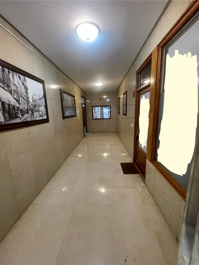 Office for sale in  Ceuta Capital