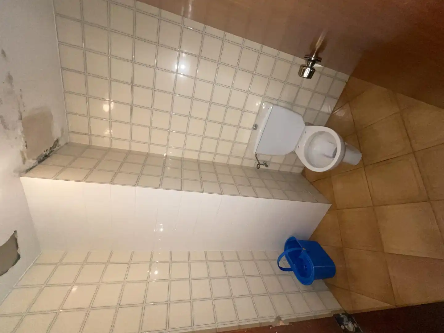 Badezimmer von Büro zum Verkauf in Ceuta