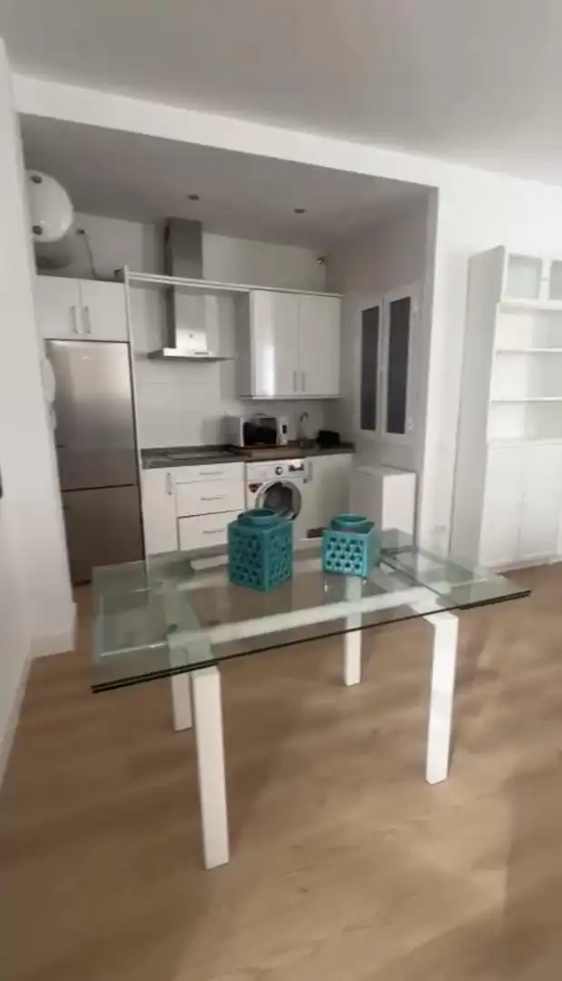 Room in Calle Cárcer, 9, La Merced Kitchen of Flat for share in Málaga with Air Conditioner, Heating and Parquet flooring
