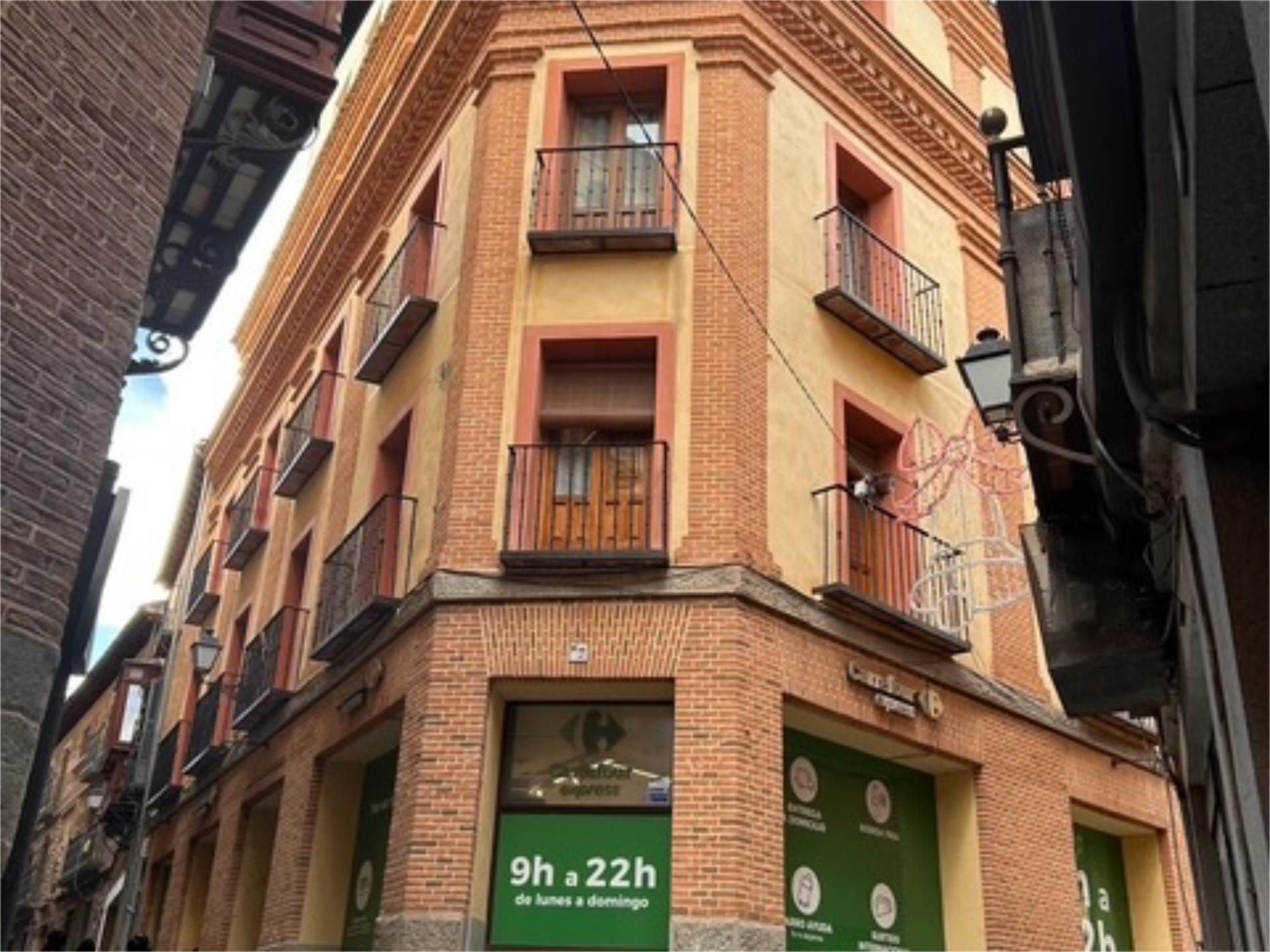 Pis en venda a Plaza San Agustín, 1, Casco Histórico Vista exterior de Pis en venda en Toledo Capital amb Aire condicionat