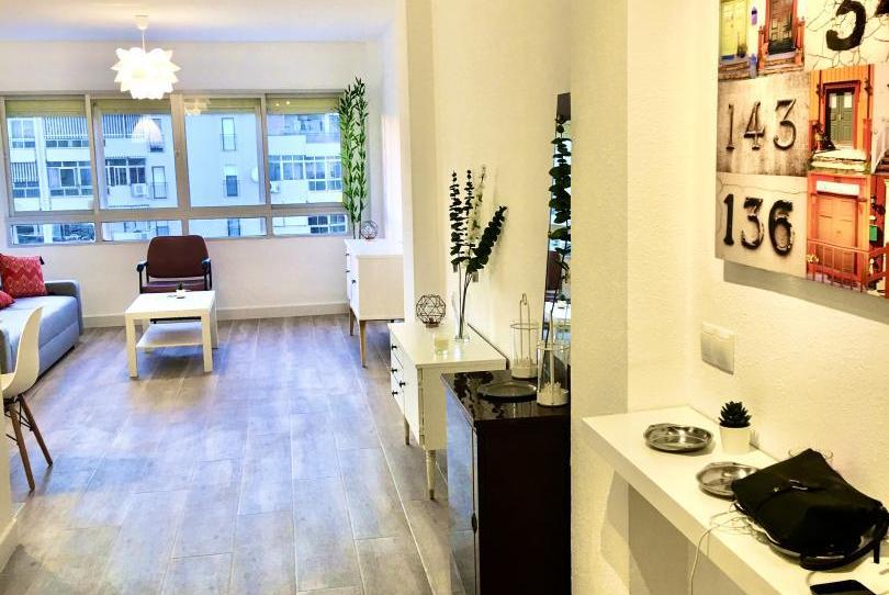 Flat for sale in Avenida de la Aurora, 83, La Unión - Cruz de Humilladero - Los Tilos, Málaga - image 1 Photo 1 of Flat for sale in Avenida de la Aurora, 83, La Unión - Cruz de Humilladero - Los Tilos, Málaga