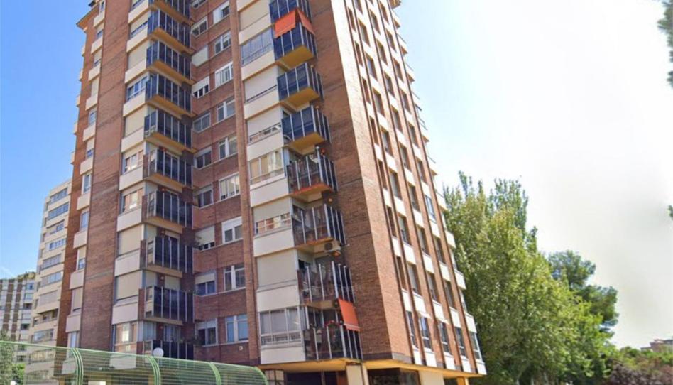 Photo 1 of Flat for sale in Calle de Francesco Scrimieri, 2, Huerta del Rey, Valladolid