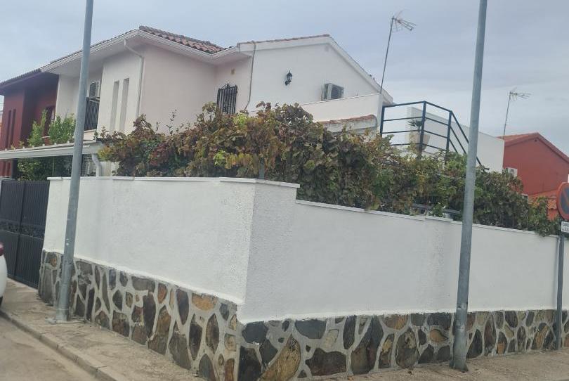 Casa o xalet en venda a Calle Cristóbal Colón, 2, Cedillo del Condado, Toledo - imatge 1 Foto 1 de Casa o xalet en venda a Calle Cristóbal Colón, 2, Cedillo del Condado, Toledo