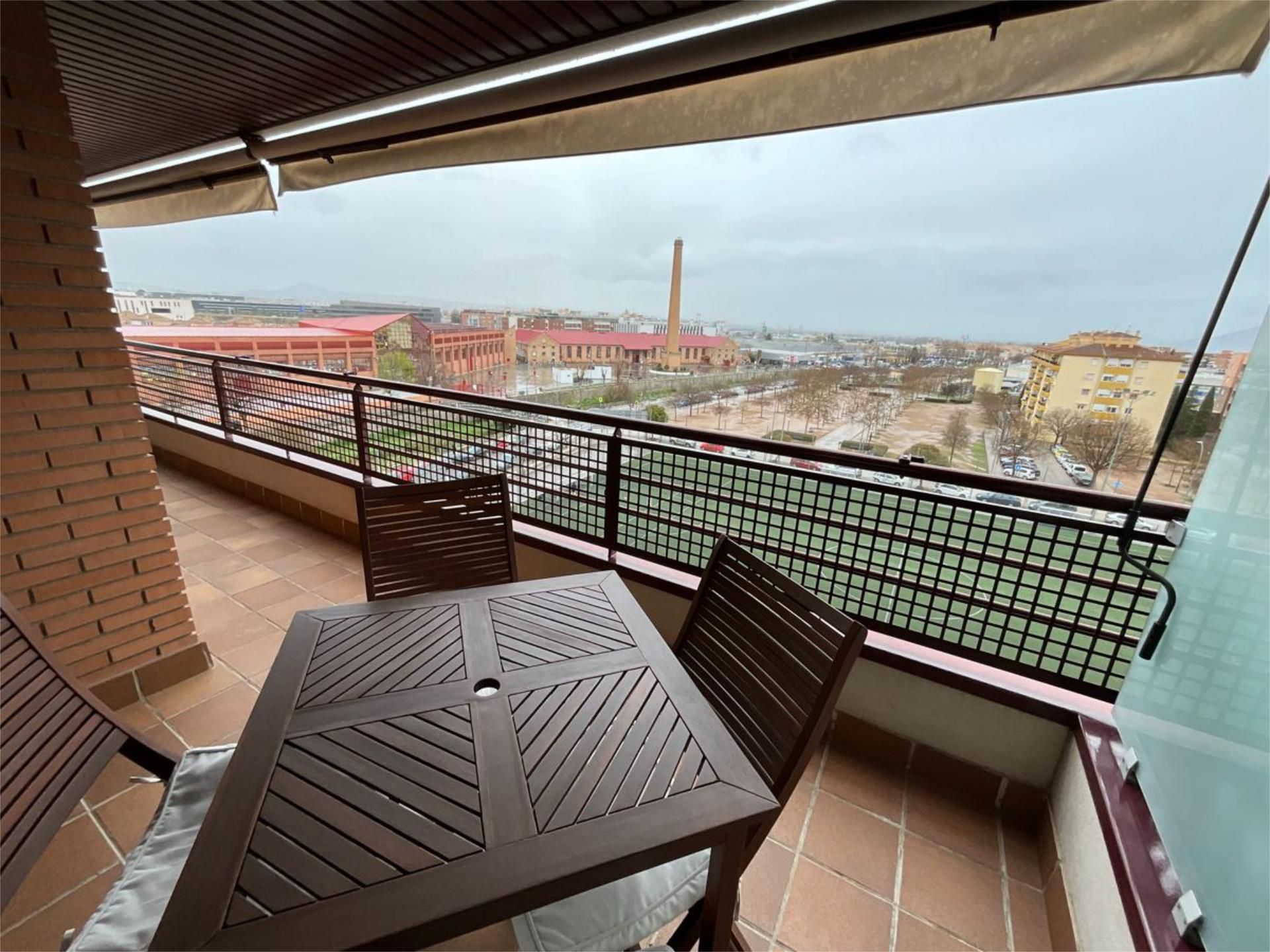 Piso de alquiler en Avenida de Cadiz, 70, Barrio de Zaidín Terraza de Piso de alquiler en  Granada Capital con Aire acondicionado, Calefacción y Terraza