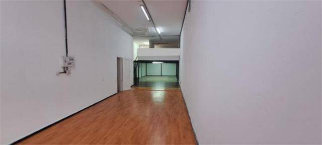 Local comercial en Alquiler en Los Tarahales - La Paterna