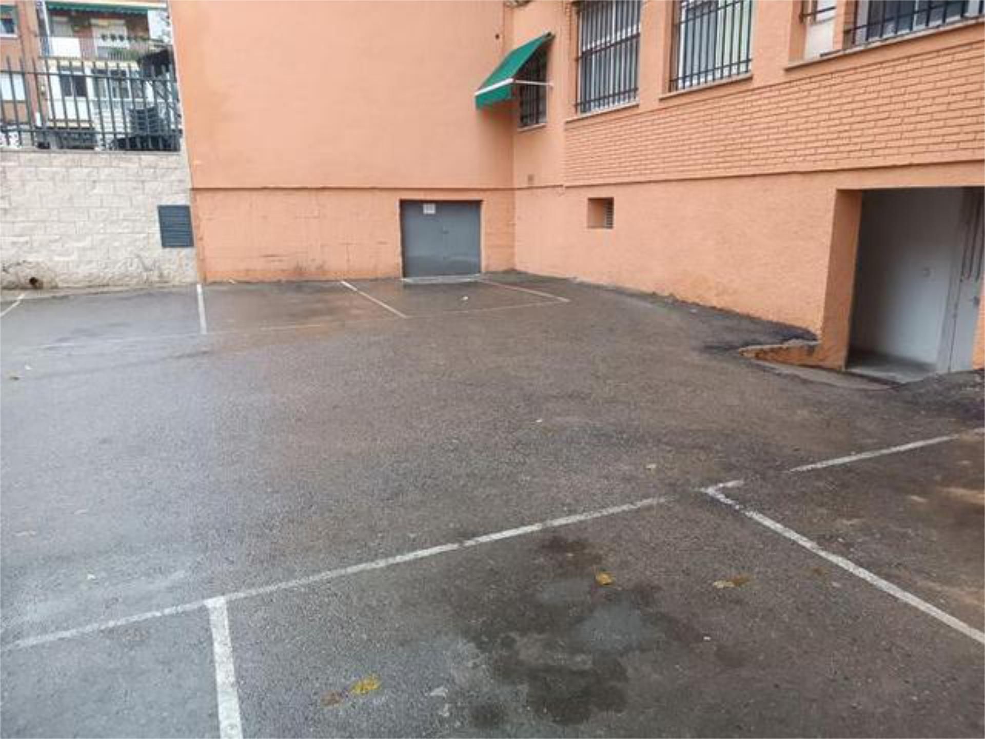 Parking of Box room to rent in Móstoles