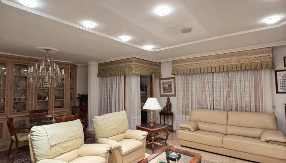 Flat to rent in Plaza Sanchis Banús, 1, Ibi, Alicante - image 1 Photo 1 of Flat to rent in Plaza Sanchis Banús, 1, Ibi, Alicante