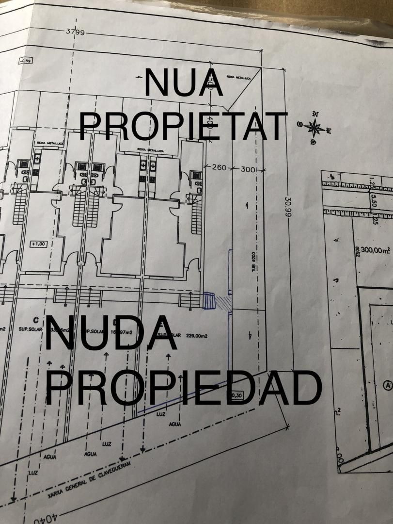 Casa adosada en venda a Carrer de Girona, 14, Besalú Casa adosada en venda en Besalú amb Aire condicionat, Calefacció i Jardí privat