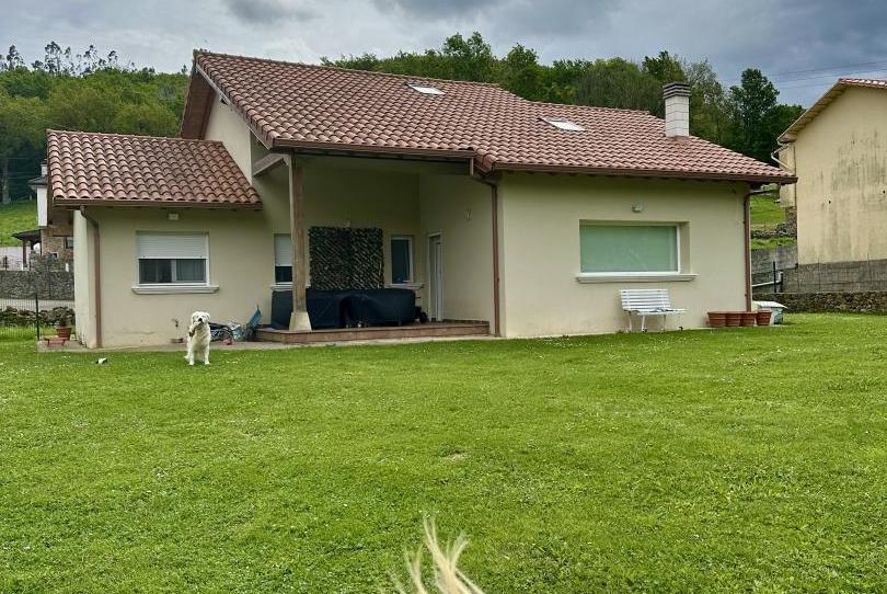 House or chalet for sale in Barrio Santiurde de Toranzo, 24c, Santiurde de Toranzo, Cantabria - image 1 Photo 1 of House or chalet for sale in Barrio Santiurde de Toranzo, 24c, Santiurde de Toranzo, Cantabria