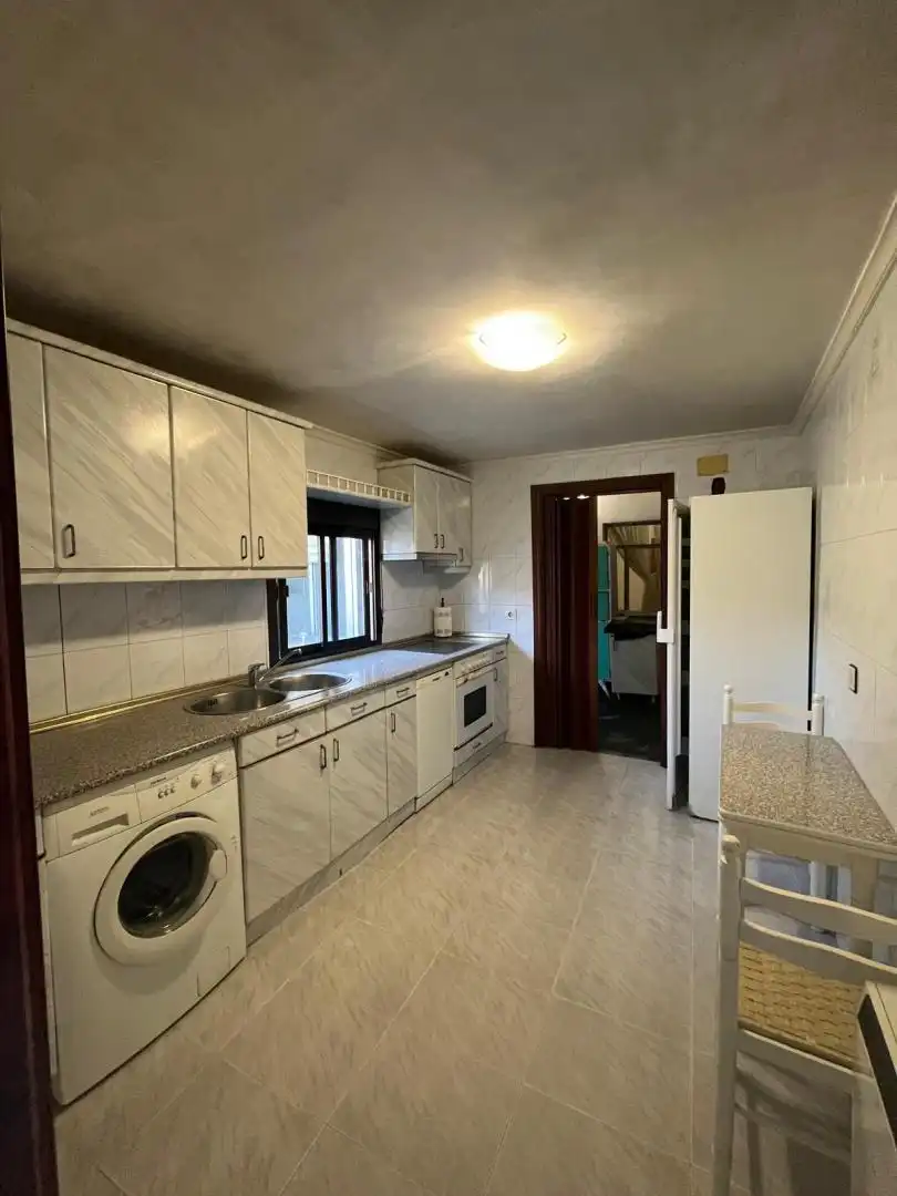 Ground floor for sale in Calle de Peñaranda, 6, El Campo de Peñaranda Kitchen of Ground floor for sale in El Campo de Peñaranda with Heating and Furnished
