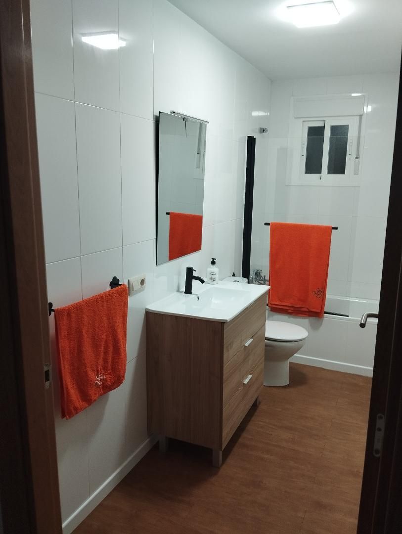 Pis en venda a Calle Trascorrales, 78, La Garganta Bany de Pis en venda en La Garganta amb Parquet, Moblat i Rentadora