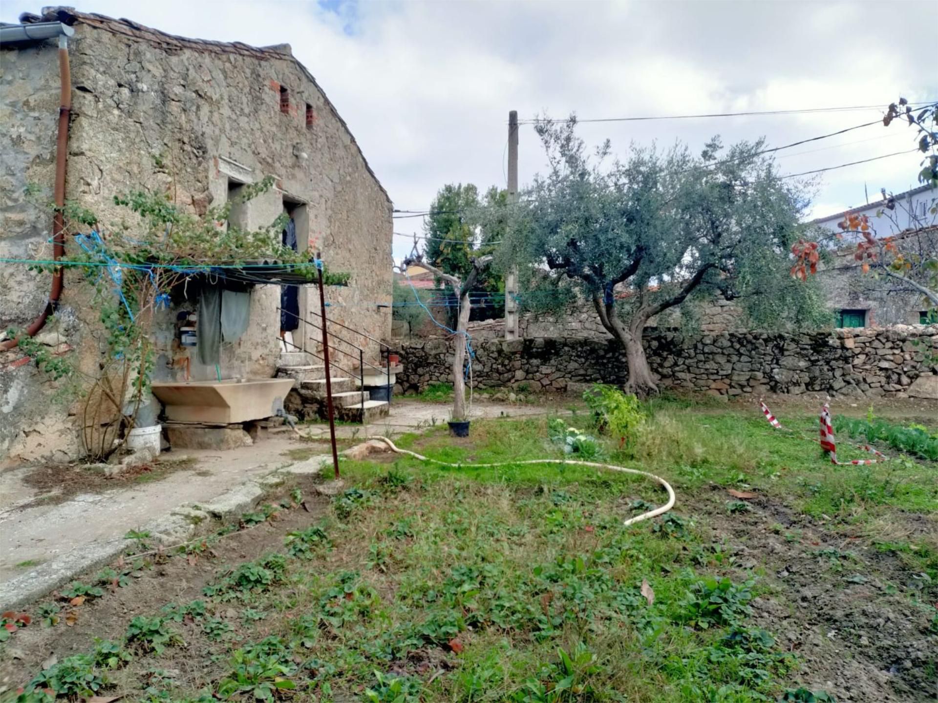 Finca rústica en venta en Fermoselle con Jardín privado, Trastero y Amueblado