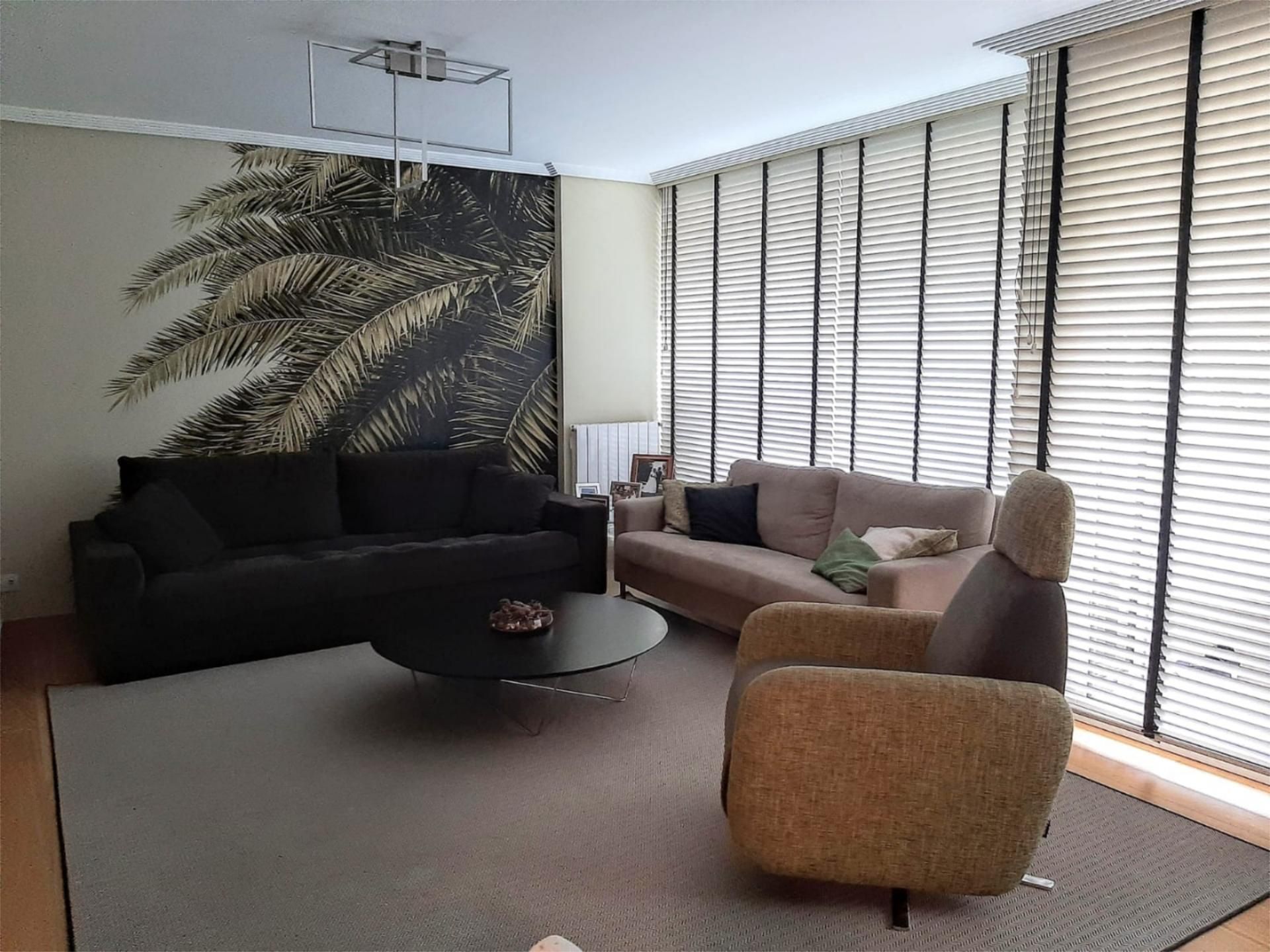 Piso en venta en Lekueder, 4, Artatza - Pinueta - Pinosolo Sala de estar de Piso en venta en Leioa con Aire acondicionado