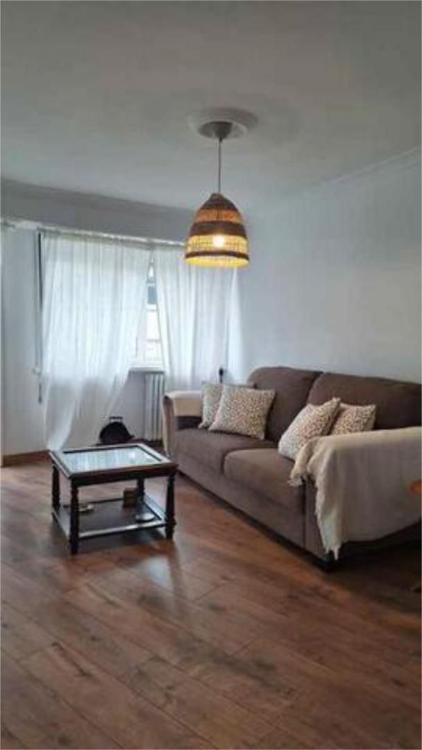 Pis de lloguer a San Roque - As Fontiñas Sala d'estar de Pis de lloguer en Lugo Capital