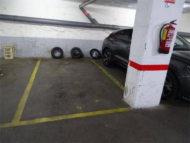 Garaje en Alquiler en Sants