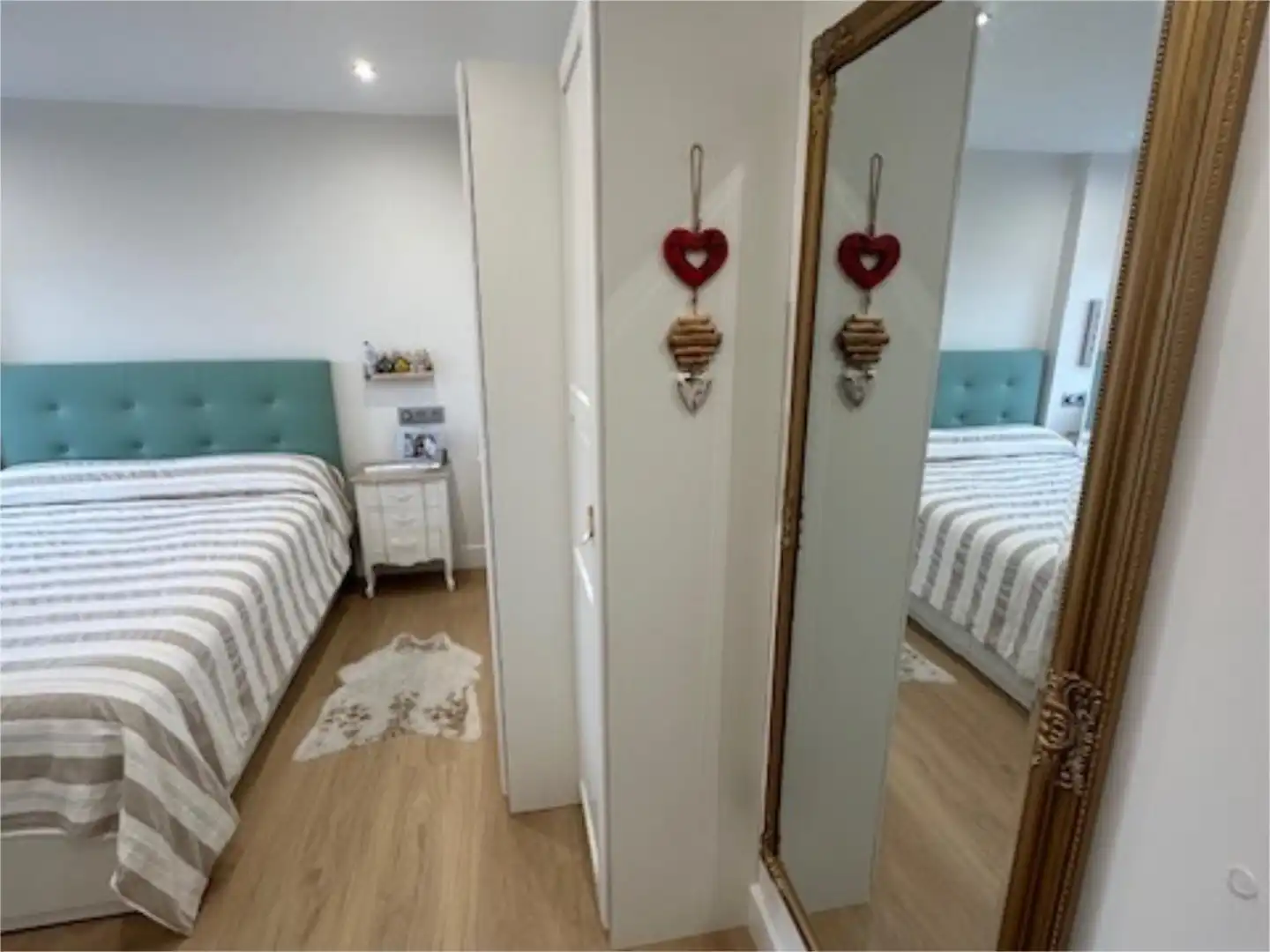 Bedroom of Flat for rent in Gijón 