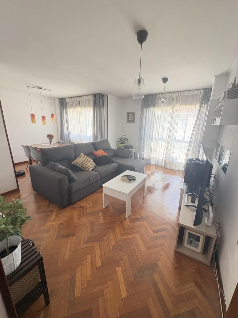 Piso en venta en Rúa Raxoeira, 12, O Milladoiro Sala de estar de Piso en venta en Ames