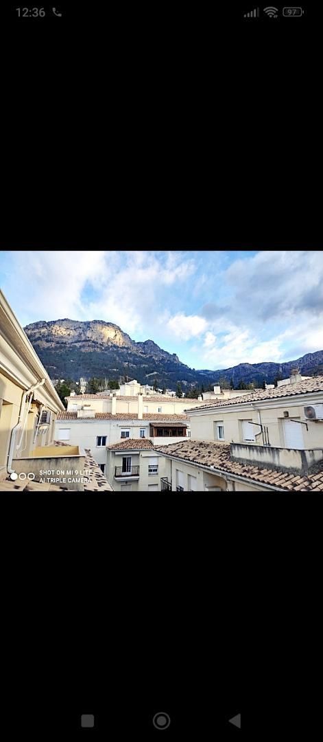 Vista exterior de Pis de lloguer en Cazorla amb Aire condicionat, Moblat i Forn