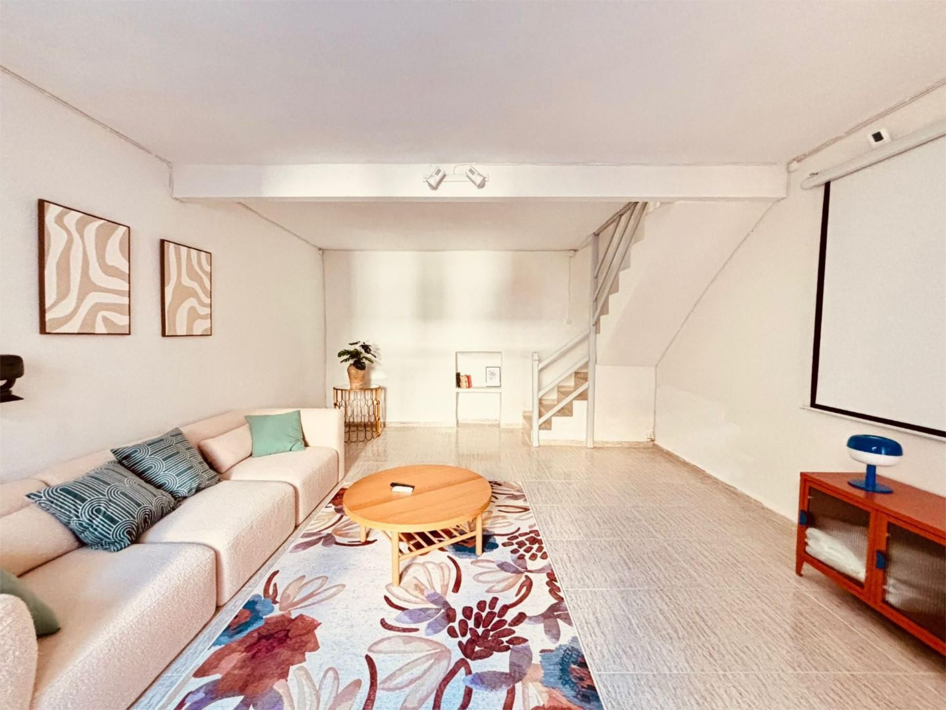 Living room of Single-family semi-detached for sale in Pedralba  with Air Conditioner, Heating and Private garden