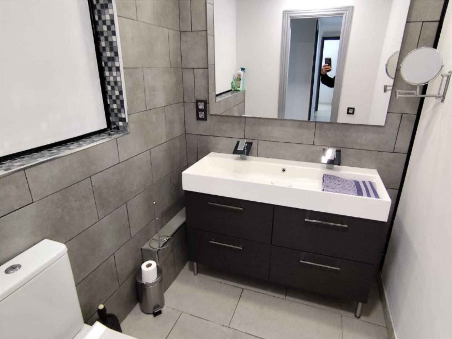 Bathroom of Flat for sale in El Prat de Llobregat  with Balcony