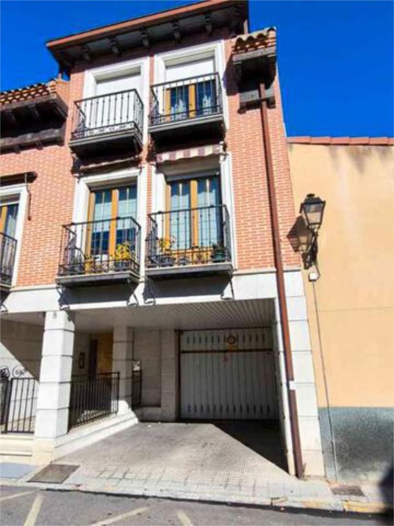 Außenansicht von Garage miete in Laguna de Duero